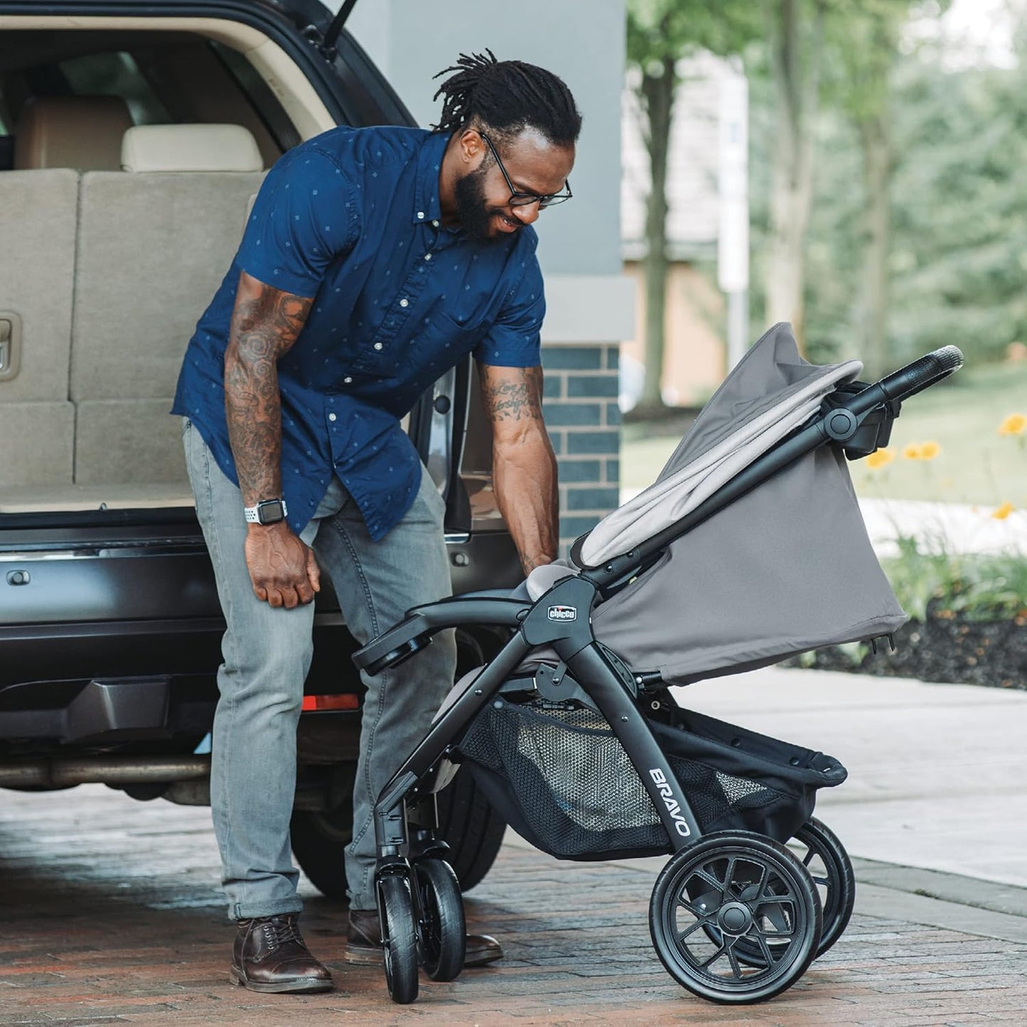 Chicco Bravo 3-in-1 Trio Travel System, Bravo Quick-Fold Stroller with KeyFit 30 Infant Car Seat and Base, Car Seat and Stroller Combo | Camden/Black
