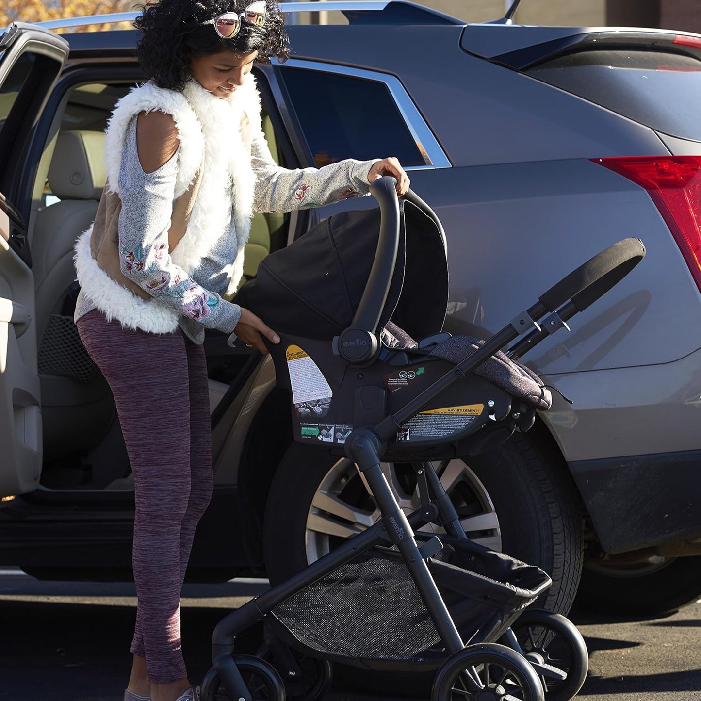 Evenflo Pivot Modular Travel System with LiteMax Infant Car Seat (Casual Gray)